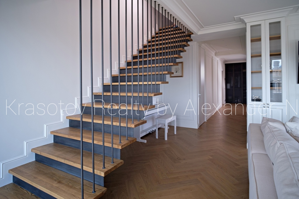 продажа трехкомнатной квартиры номер A-173131 в Приморском районе, фото номер 34